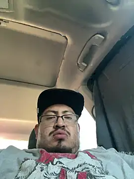 Snapshot of GGGRICHGGG chatting on April 2026 07:25:01 PM GGGRICHGGG online show from April 2026 07:25:01 PM