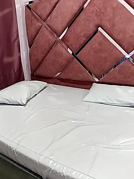 LucaColmal online show from April 2026 08:53:02 AM