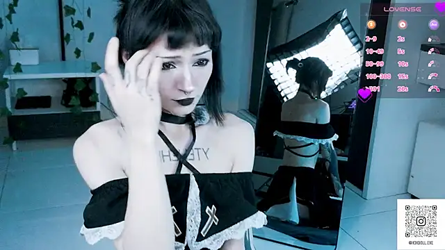 H3xD0ll online show from August 2026 12:14:02 PM