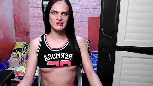 Snapshot of Bella_CiaoX chatting on April 2026 10:32:01 PM Bella CiaoX online show from April 2026 10:32:01 PM