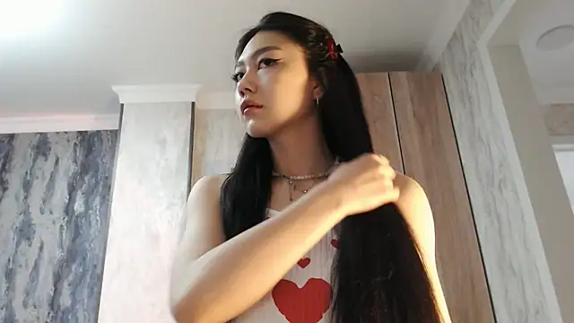 SecretTiny online show from April 2026 01:32:01 AM