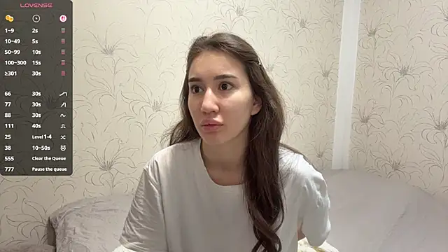 NamiLoon online show from April 2026 02:06:01 AM