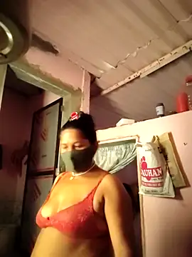 Snapshot of Kuwari_dulhan1 chatting on April 2026 05:01:02 AM Kuwari dulhan1 online show from April 2026 05:01:02 AM