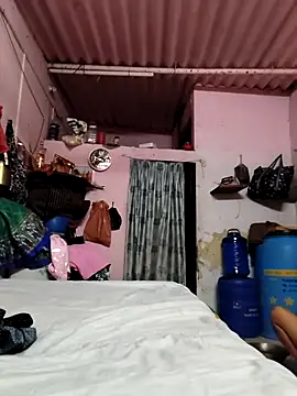 Snapshot of Kuwari_dulhan1 chatting on April 2026 02:44:02 PM Kuwari dulhan1 online show from April 2026 02:44:02 PM