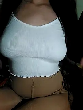 Snapshot of FatinSexy chatting on April 2026 10:51:02 PM FatinSexy online show from April 2026 10:51:02 PM