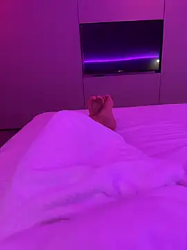 Snapshot of tanhualang001 chatting on April 2026 02:35:01 PM tanhualang001 online show from April 2026 02:35:01 PM