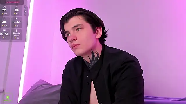 BertyThompson online show from April 2026 03:23:01 PM