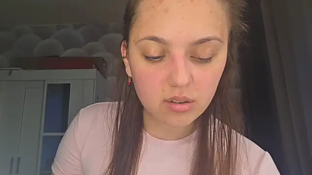 Snapshot of AnnaSpirit chatting on April 2026 04:13:01 PM AnnaSpirit online show from April 2026 04:13:01 PM