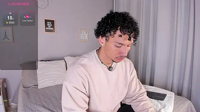 dominik drake online show from April 2026 12:56:01 PM