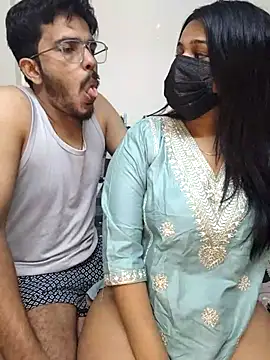 MIDNIGHT STAR110 online show from April 2026 06:05:02 PM