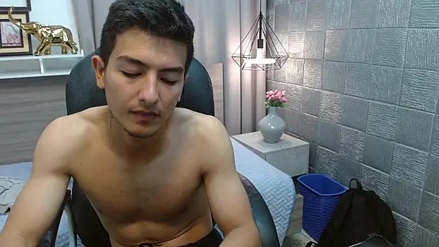 CaballeroNocturno  online show from April 2026 04:50:02 AM