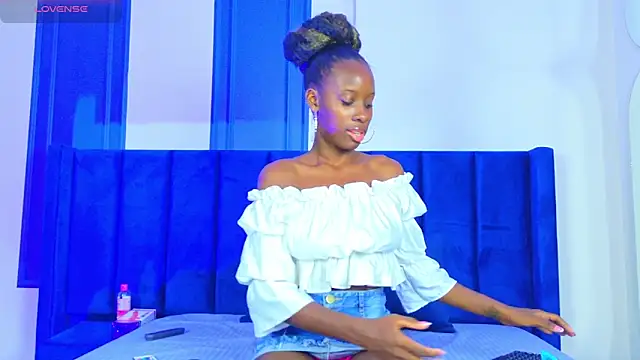 Snapshot of kendrafire_cr chatting on April 2026 12:10:01 PM kendrafire cr online show from April 2026 12:10:01 PM