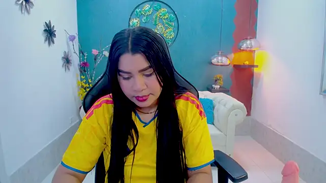 ValeryBliss  online show from April 2026 11:38:02 PM