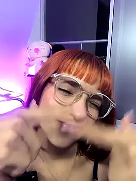 Chloee Reed online show from April 2026 06:19:01 AM