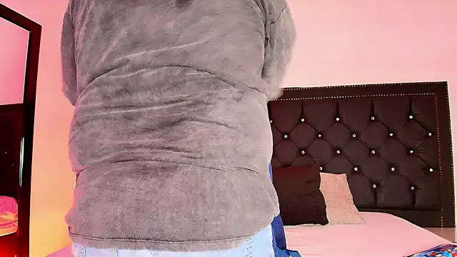 Jay Dusk online show from April 2026 03:44:02 AM