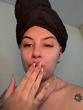 Amber-fire online show from May 2026 07:20:01 PM