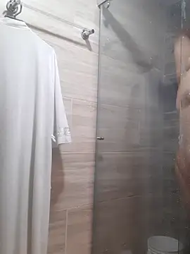 Snapshot of Amalianoir chatting on April 2026 01:12:02 PM Amalianoir online show from April 2026 01:12:02 PM