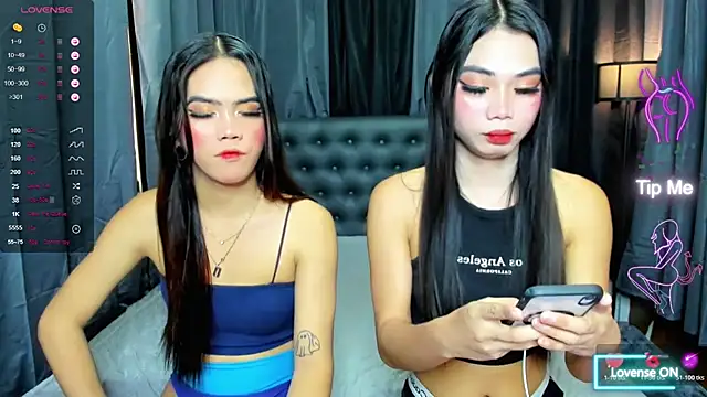 AvamoonlightX online show from April 2026 08:01:01 AM