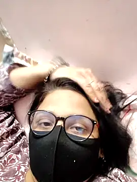 purvi46 online show from April 2026 05:10:02 PM