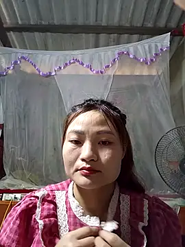 Snapshot of -Tipo- chatting on April 2026 08:15:01 AM -Tipo- online show from April 2026 08:15:01 AM