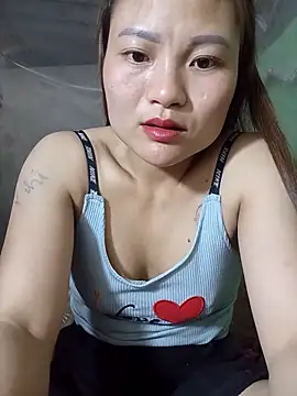 Snapshot of -Tipo- chatting on April 2026 12:41:01 AM -Tipo- online show from April 2026 12:41:01 AM