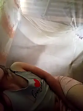 Snapshot of -Tipo- chatting on April 2026 07:59:02 AM -Tipo- online show from April 2026 07:59:02 AM