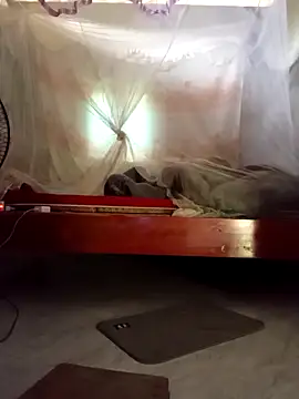 Snapshot of -Tipo- chatting on April 2026 07:53:01 AM -Tipo- online show from April 2026 07:53:01 AM