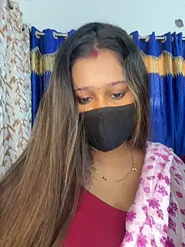 Snapshot of Sweet-Ellina chatting on April 2026 04:37:02 AM Sweet-Ellina online show from April 2026 04:37:02 AM