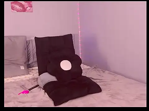 Snapshot of tony_anna chatting on April 2026 03:31:02 PM tony anna online show from April 2026 03:31:02 PM