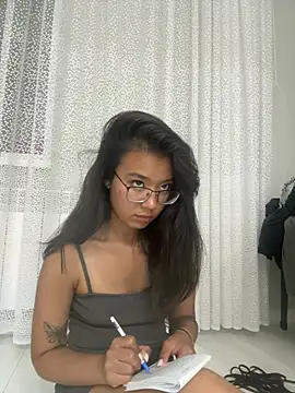 Z Milll online show from July 2026 08:37:01 PM