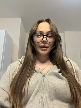 NIKAGPT online show from April 2026 07:18:02 PM