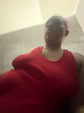 SHY QUINN online show from April 2026 05:07:01 PM