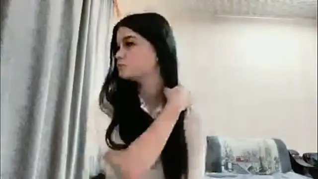 Snapshot of BellaLuxury chatting on April 2026 03:12:01 PM BellaLuxury online show from April 2026 03:12:01 PM