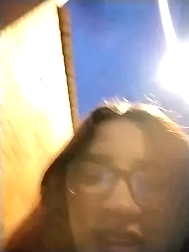 Snapshot of martina_7 chatting on April 2026 11:27:02 PM martina 7 online show from April 2026 11:27:02 PM