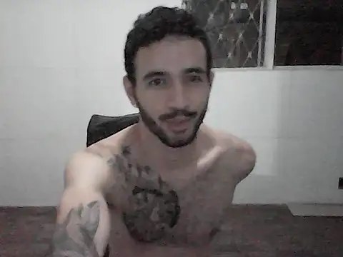 NoxxVx online show from April 2026 01:05:02 AM