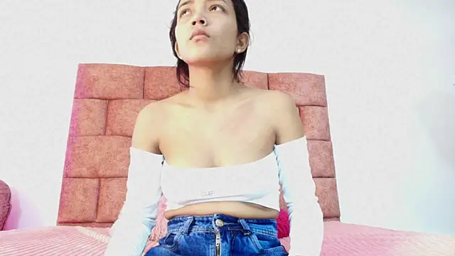 Emily Gross online show from April 2026 02:56:01 PM