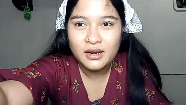 Snapshot of BrandeePhatdouang chatting on April 2026 06:19:01 AM BrandeePhatdouang online show from April 2026 06:19:01 AM