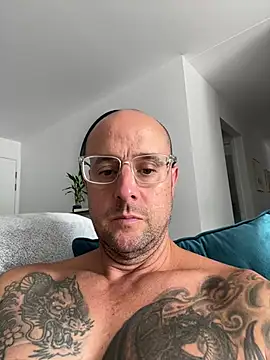 Snapshot of Dmakatak79 chatting on July 2026 03:44:02 AM Dmakatak79 online show from July 2026 03:44:02 AM