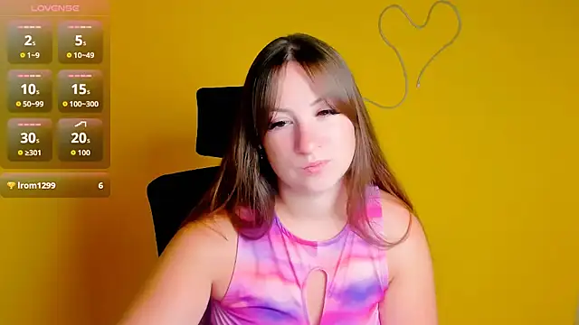 Snapshot of Tiffani_Angel chatting on August 2026 05:32:01 AM Tiffani Angel online show from August 2026 05:32:01 AM