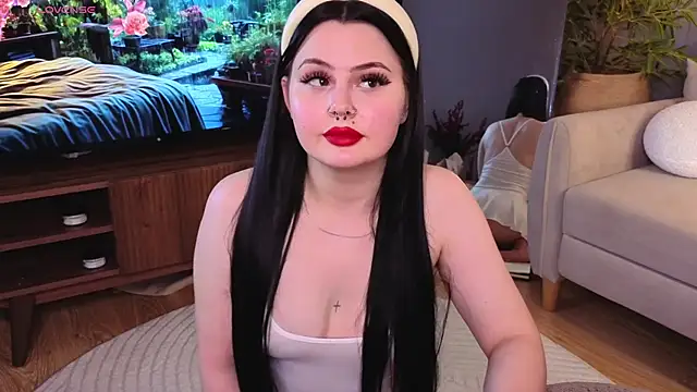 Snapshot of Paadmaa chatting on April 2026 03:09:01 PM Paadmaa online show from April 2026 03:09:01 PM