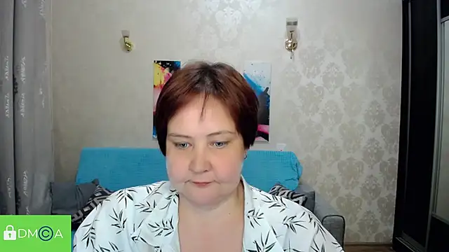 QUEEN02030 online show from April 2026 03:01:02 PM