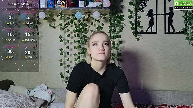 Girl Meow18 online show from June 2026 12:39:02 AM