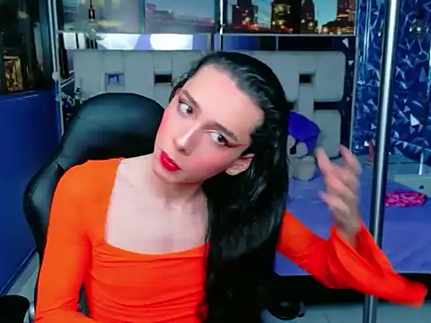 Sharlon  online show from April 2026 01:07:01 PM