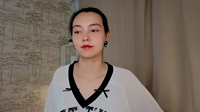 CythiaFelmet online show from May 2026 11:04:02 AM