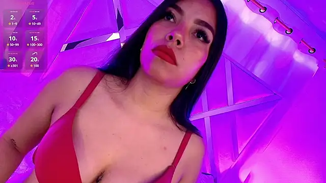 Snapshot of Ariana_castillo02 chatting on April 2026 12:31:01 PM Ariana castillo02 online show from April 2026 12:31:01 PM