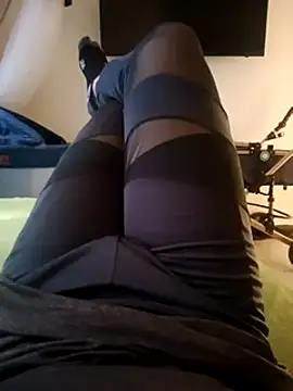 Xtina rose online show from April 2026 06:39:01 PM