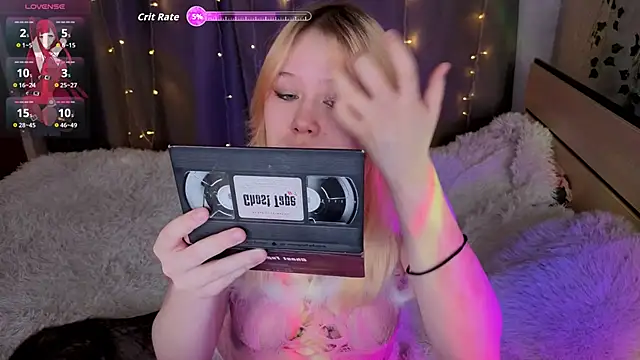 Snapshot of unburnedgirl chatting on April 2026 02:02:02 PM unburnedgirl online show from April 2026 02:02:02 PM