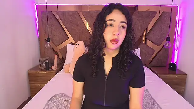 Snapshot of bella_swwan_ chatting on June 2026 01:12:01 PM bella swwan online show from June 2026 01:12:01 PM