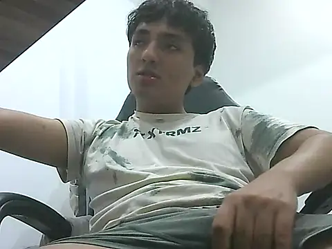 boynovaa online show from May 2026 04:40:02 AM