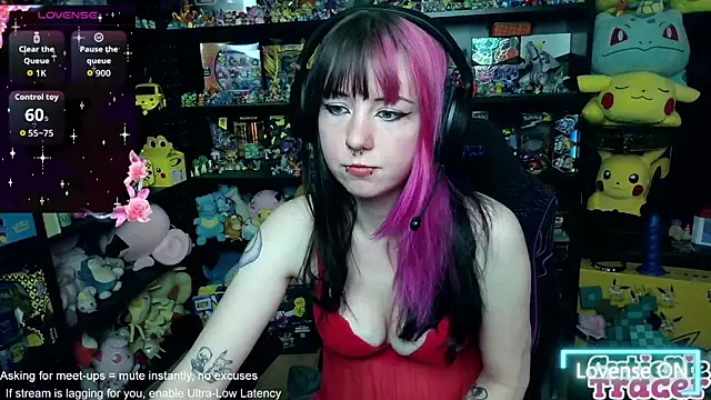 CutieTracer online show from May 2026 03:42:01 PM